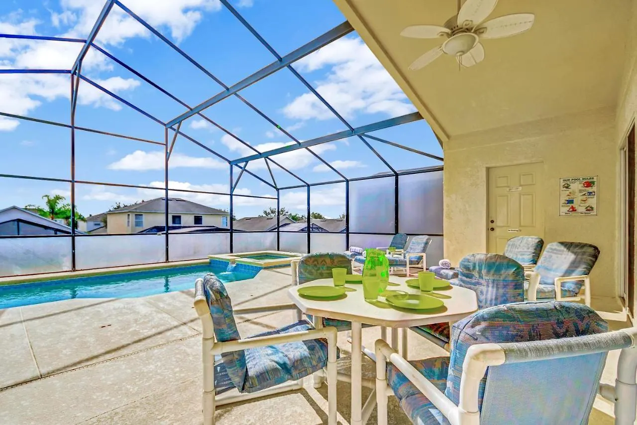 Дом отдыха Beautifully Decorated Remodeled Pool Home Давенпорт